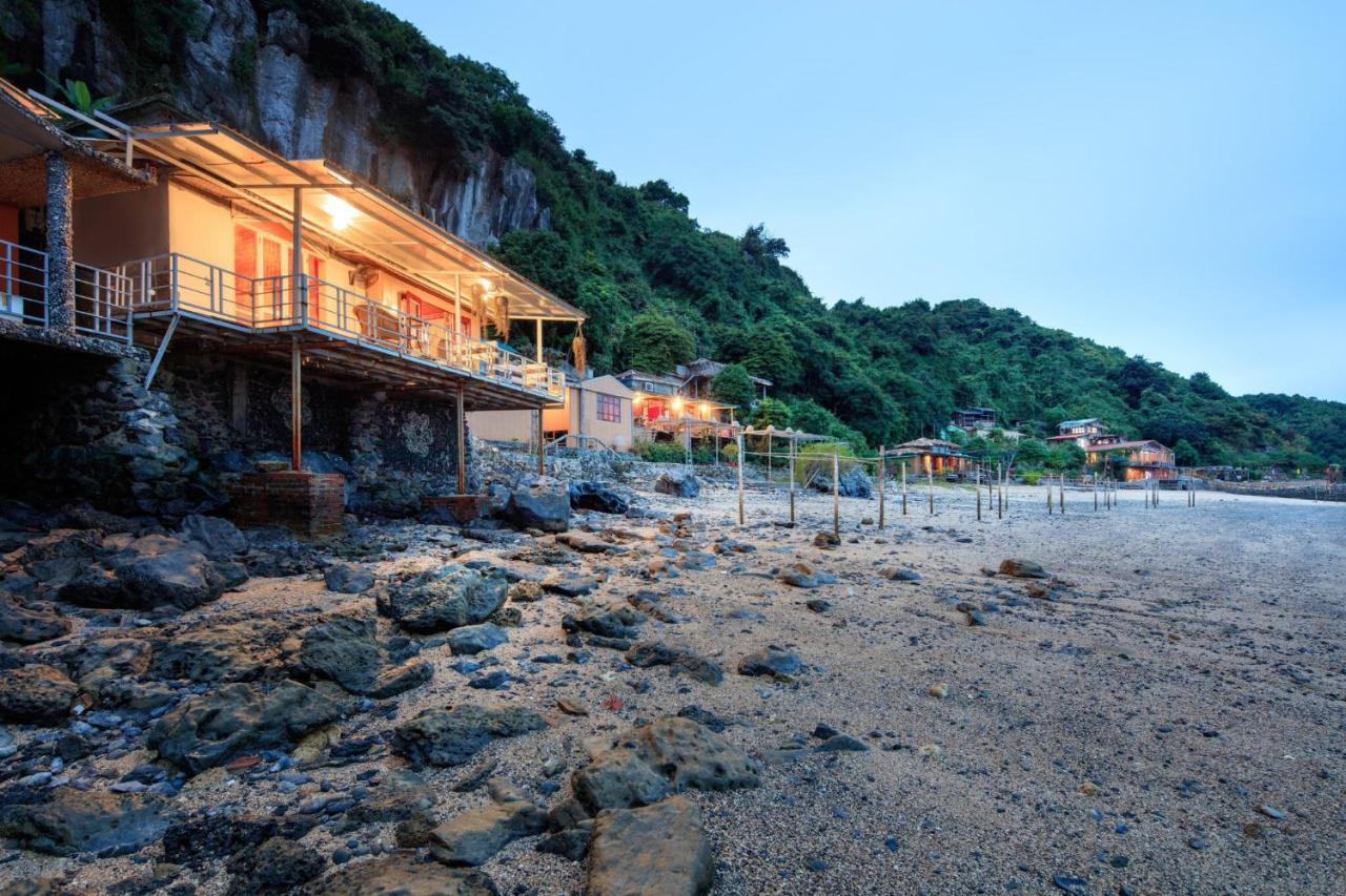 Ocean Beach Resort カットバ島 エクステリア 写真